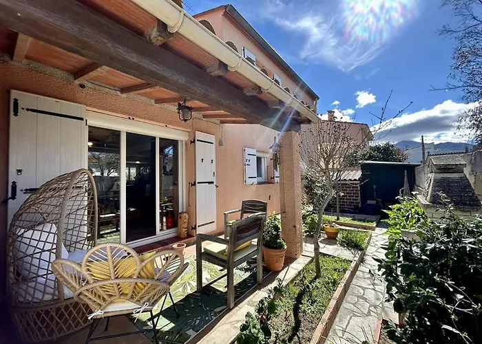 Sublime Villa Climatisée Familiale avec Extérieurs Spacieux – Quartier Calme - FR-1-388-215
